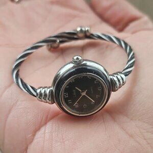Vintage Collezio Wristwatch Silver/Black Tone Twisted Band Cuff Analog Watch